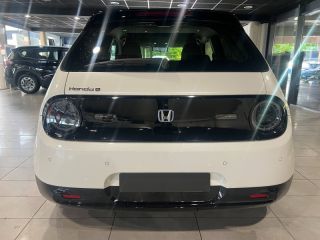 54520 : Hyundai Nancy - Théobald Automobiles - HONDA Honda e - Honda e - Blanc Platine Métallisé - Propulsion - Electrique