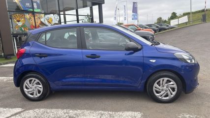 75010 : Hyundai Paris Nord - Goncourt Automobiles - HYUNDAI i10 Initia - i10 III - Bleu - Boîte manuelle - Essence sans plomb