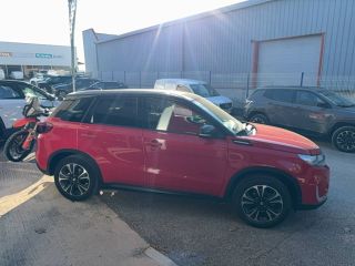 75010 : Hyundai Paris Nord - Goncourt Automobiles - SUZUKI VITARA Privilège - VITARA IV - Rouge - Boîte manuelle - Essence sans plomb