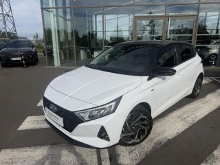 37540 : Hyundai Tours - EOS des Nations - HYUNDAI i20 - i20 - Polar White Métal/Toit/rétros Black - Traction - Essence/Micro-Hybride