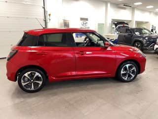75010 : Hyundai Paris Nord - Goncourt Automobiles - SUZUKI SWIFT Pack - SWIFT IV - Rouge - Boîte manuelle - Essence sans plomb