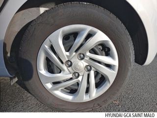 35400 : Hyundai Saint-Malo - GCA - HYUNDAI i10 - i10 - Atlas White - Traction - Essence