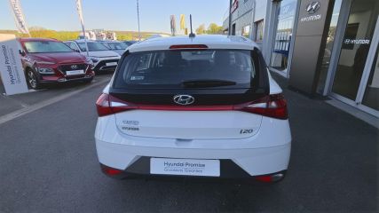 75010 : Hyundai Paris Nord - Goncourt Automobiles - HYUNDAI i20 Initia - i20 III - Blanc - Boîte manuelle - Essence sans plomb