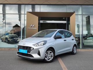 92250 : Hyundai Motor Company - HYUNDAI i10 - i10 - Sleek Silver Métal - Traction - Essence