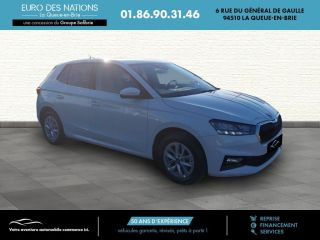 75010 : Hyundai Paris Nord - Goncourt Automobiles - SKODA FABIA Selection - FABIA IV - BLANC - Automate sequentiel - Essence sans plomb