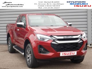 52000 : Hyundai Chaumont - Garage Michel Bazin - ISUZU D-Max - D-Max - Red Spinel Mica métal - Transmission intégrale enclenc - Diesel