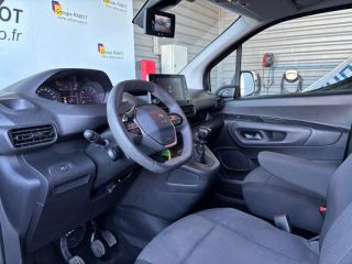 78310 : Hyundai Coignières - Socohy | Groupe Rabot - PEUGEOT Partner - Partner - Blanc Icy - Traction - Diesel