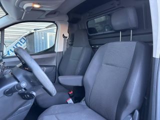 78310 : Hyundai Coignières - Socohy | Groupe Rabot - PEUGEOT Partner - Partner - Blanc Icy - Traction - Diesel