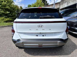 54520 : Hyundai Nancy - Théobald Automobiles - HYUNDAI Kona - Kona - Atlas White - Traction - Essence