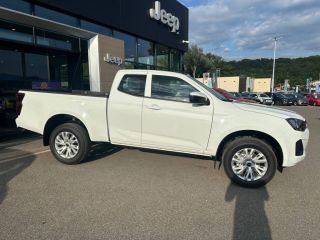 75010 : Hyundai Paris Nord - Goncourt Automobiles - ISUZU D-MAX BB+ - D-MAX III - Blanc - Boîte automatique - Diesel