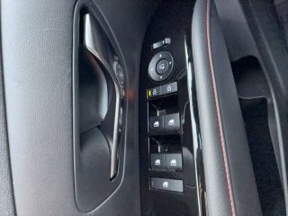 75010 : Hyundai Paris Nord - Goncourt Automobiles - HYUNDAI TUCSON N Line Creative - TUCSON IV - BLANC - Boîte automatique - Essence / Courant électrique