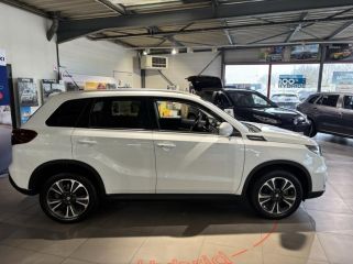 28600 : Hyundai Chartres - Alliance Automobile - SUZUKI Vitara - Vitara - White - Transmission intégrale - Hybride : Essence/Electrique