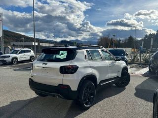 75010 : Hyundai Paris Nord - Goncourt Automobiles - JEEP AVENGER Upland - AVENGER - Blanc - Boîte automatisée - Essence sans plomb