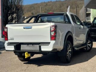 54520 : Hyundai Nancy - Théobald Automobiles - ISUZU D-Max - D-Max - Dolomite White Pearl métal - Transmission intégrale enclenc - Diesel