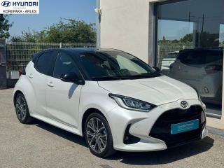 13200 : HYUNDAI Arles - Lexa Automobile - TOYOTA YARIS HYBRIDE Collection - YARIS IV - Blanc - Automate à fonct. Continu - Essence / Courant électrique