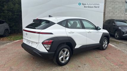 75010 : Hyundai Paris Nord - Goncourt Automobiles - HYUNDAI KONA Intuitive - KONA (02/2023) - BLANC - Automate sequentiel - Essence / Courant électrique