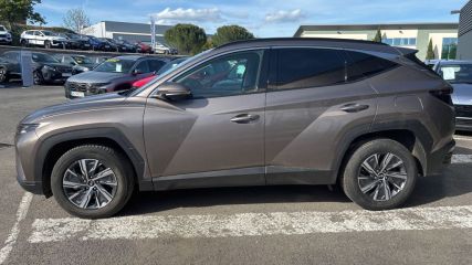 75010 : Hyundai Paris Nord - Goncourt Automobiles - HYUNDAI TUCSON Creative - TUCSON IV - SILKING BRONZE - Boîte automatique - Essence / Courant électrique