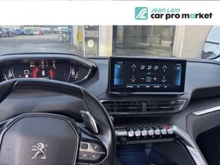 75010 : Hyundai Paris Nord - Goncourt Automobiles - PEUGEOT 5008 Allure - 5008 II - Rouge - Boîte automatique - Diesel