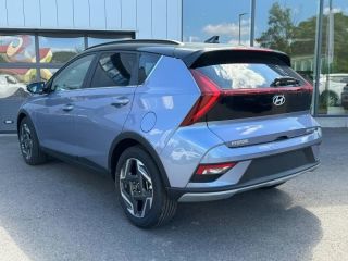 54520 : Hyundai Nancy - Théobald Automobiles - HYUNDAI Bayon - Bayon - Meta Blue Métal/Toit+rétros Black - Traction - Essence